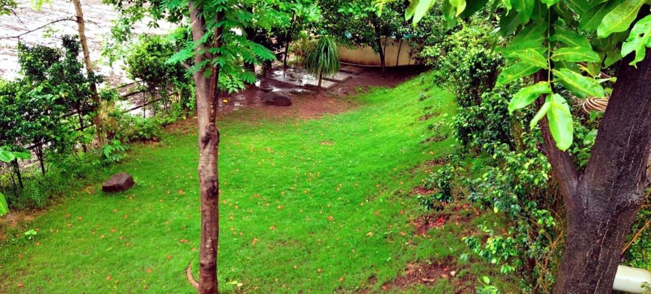 Karjat Villa Extérieur photo